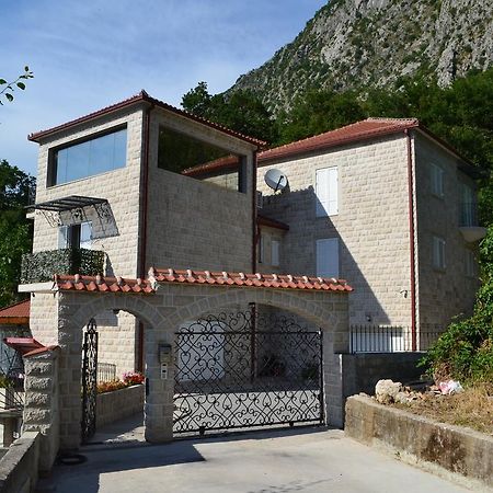 Abc Apartments Kotor Bagian luar foto